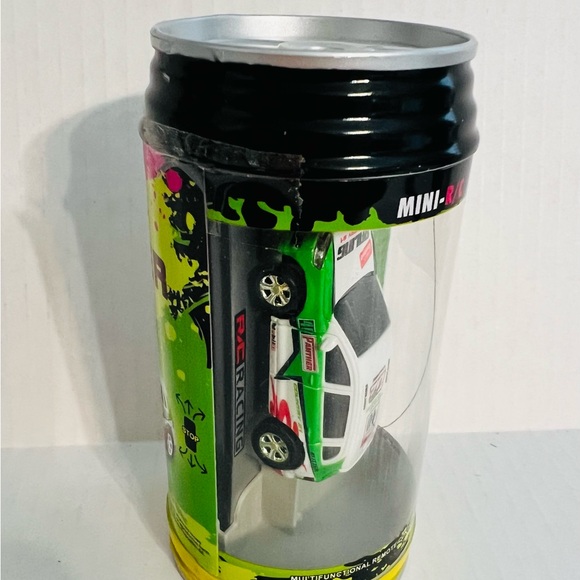 Mini Racer Tracer Remote Control Car - Picture 2 of 6